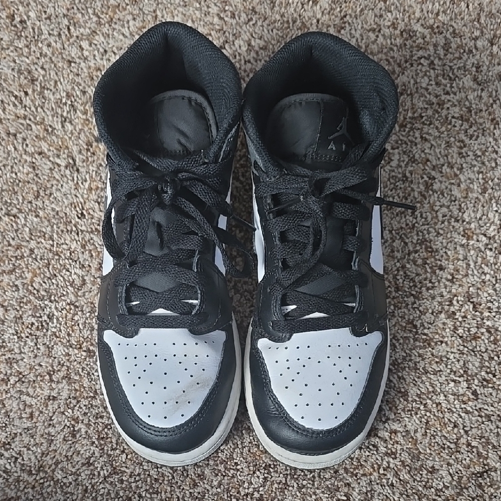 Jordan 1 high - kids Size 6